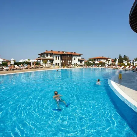Appartement Eve Santa Marina Iii - Sea, Pools, Relax *