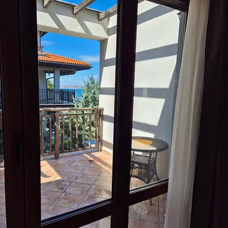 Appartement Eve Santa Marina Iii - Sea, Pools, Relax